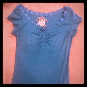 Lace Trim Teal Top - 3 button ruched